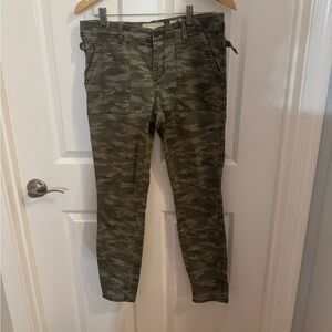 Anthropology Hei Hei Camouflage Cargo Jeans, size 28